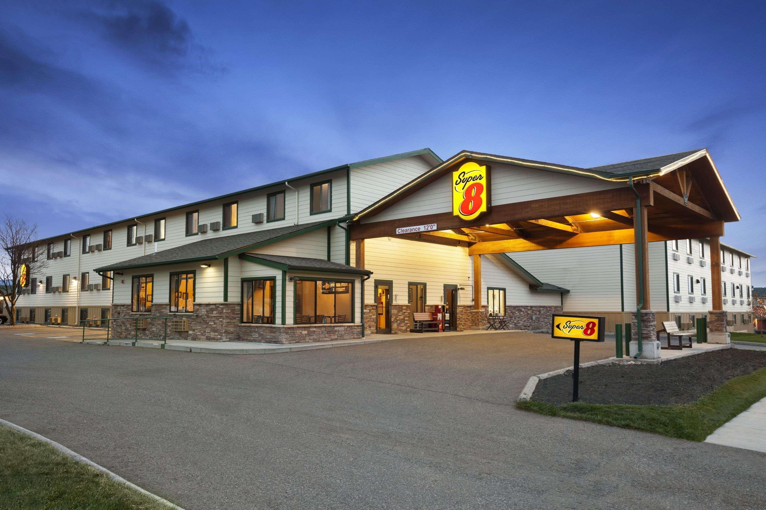 Super 8 By Wyndham Bozeman Hotel Exterior photo